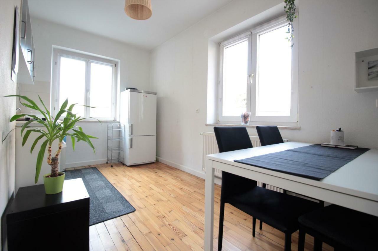 Charming 3-Bedroom Apartment With Parking Lot Würzburg Exterior foto